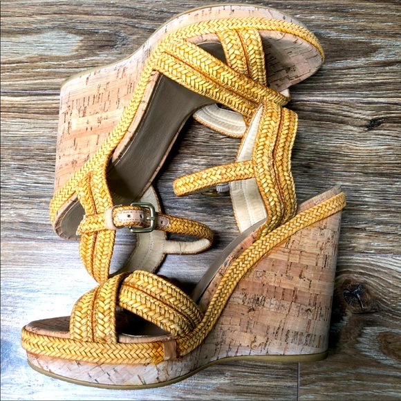 Stuart Weitzman nude neutral wedge Reins 6.5 - Picture 5 of 11